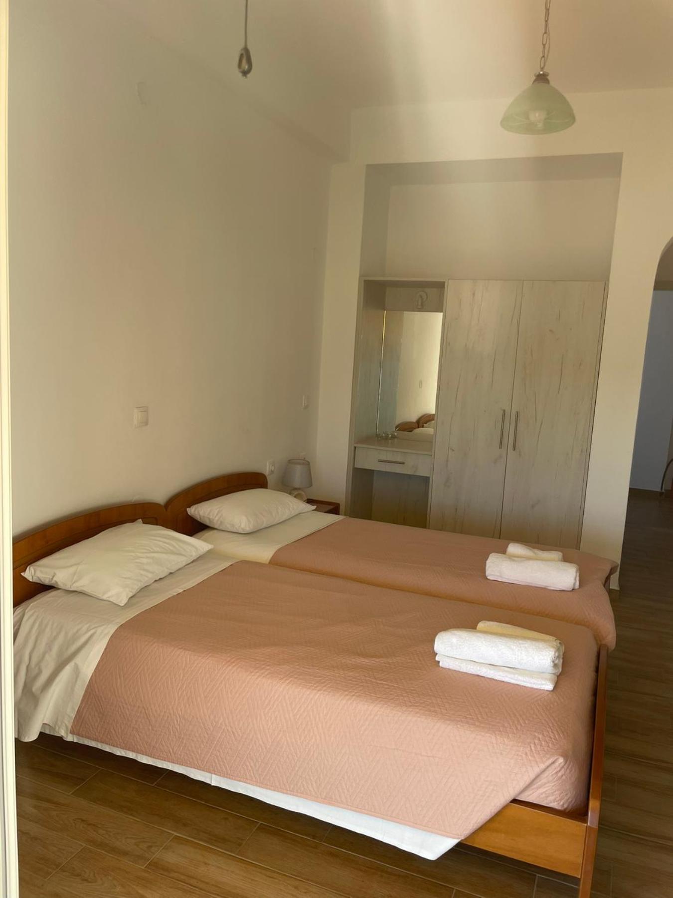 אגיוס גיורגיוס פגון Nafsika Apartments מראה חיצוני תמונה